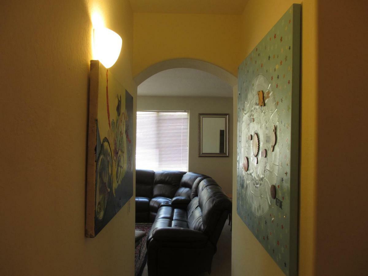 Art Gallery Vacation House Гилбърт Екстериор снимка