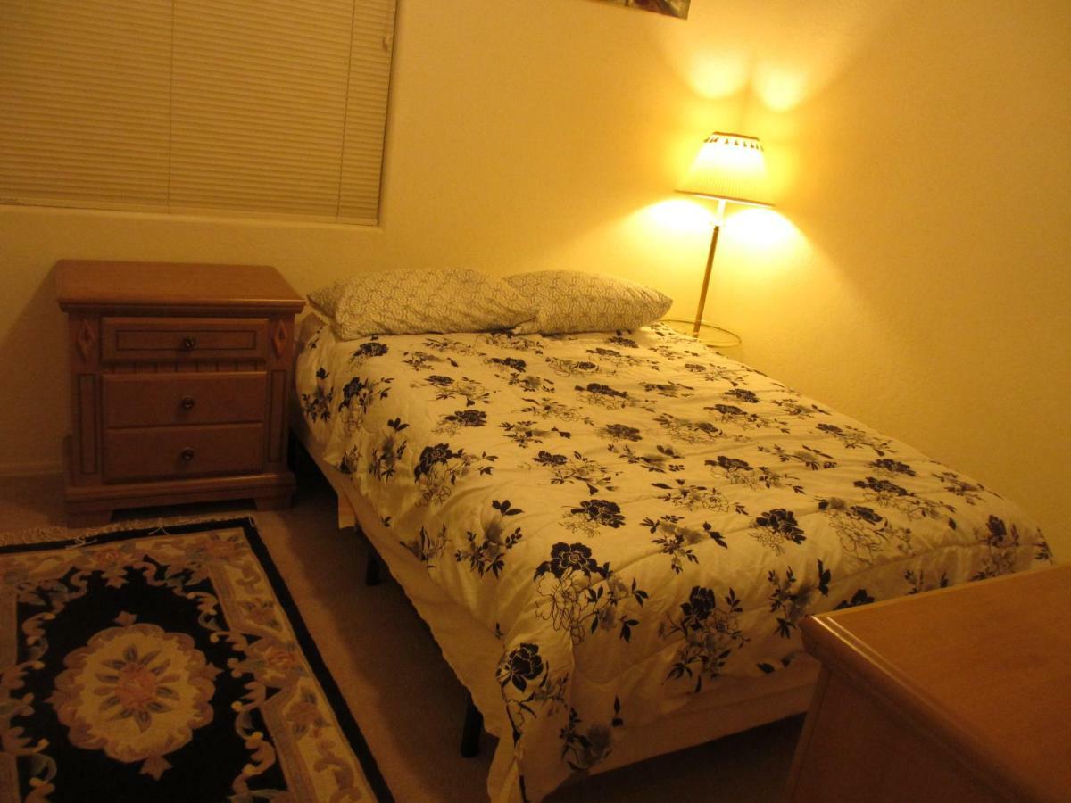 Art Gallery Vacation House Гилбърт Екстериор снимка