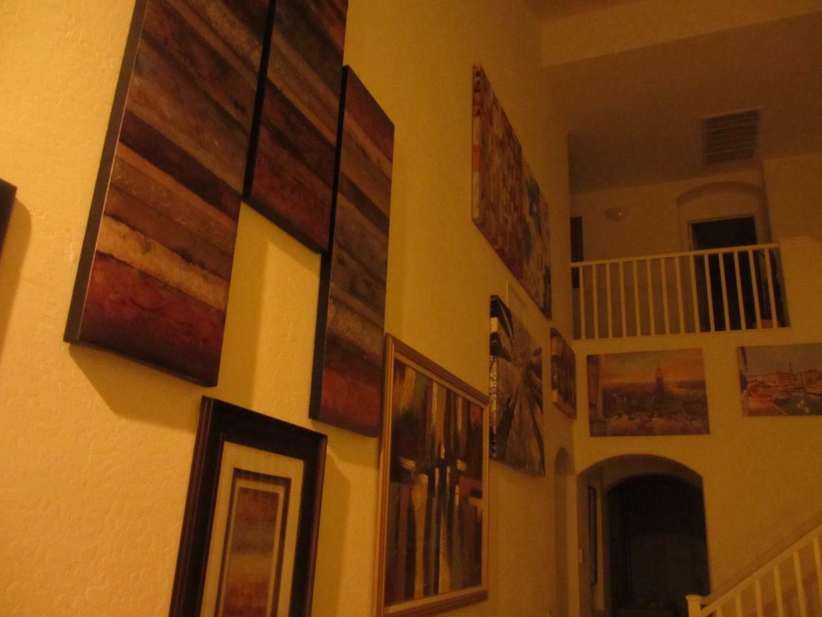 Art Gallery Vacation House Гилбърт Екстериор снимка