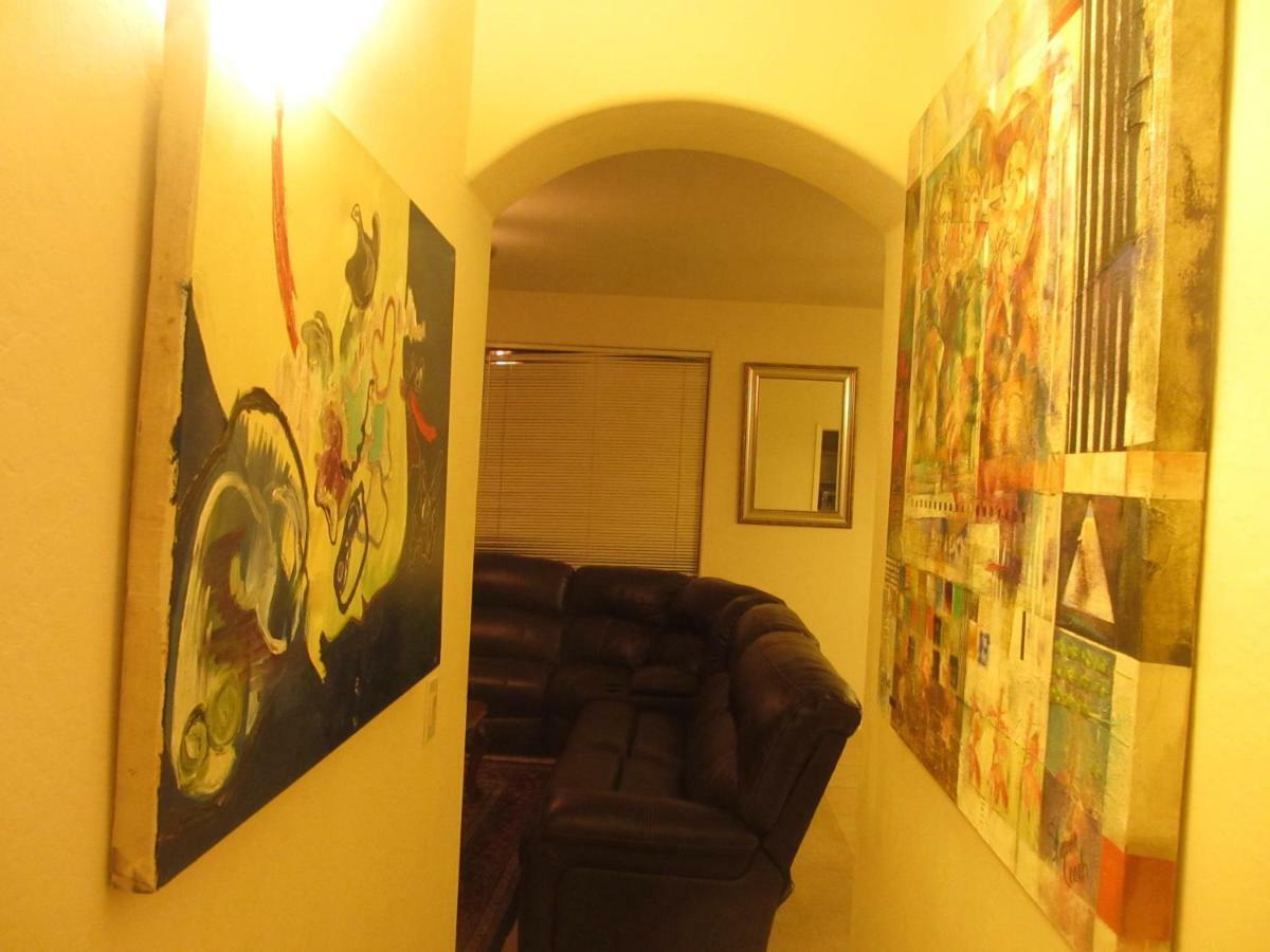 Art Gallery Vacation House Гилбърт Екстериор снимка