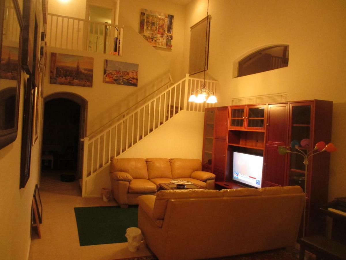 Art Gallery Vacation House Гилбърт Екстериор снимка