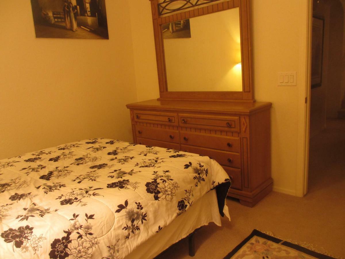 Art Gallery Vacation House Гилбърт Екстериор снимка